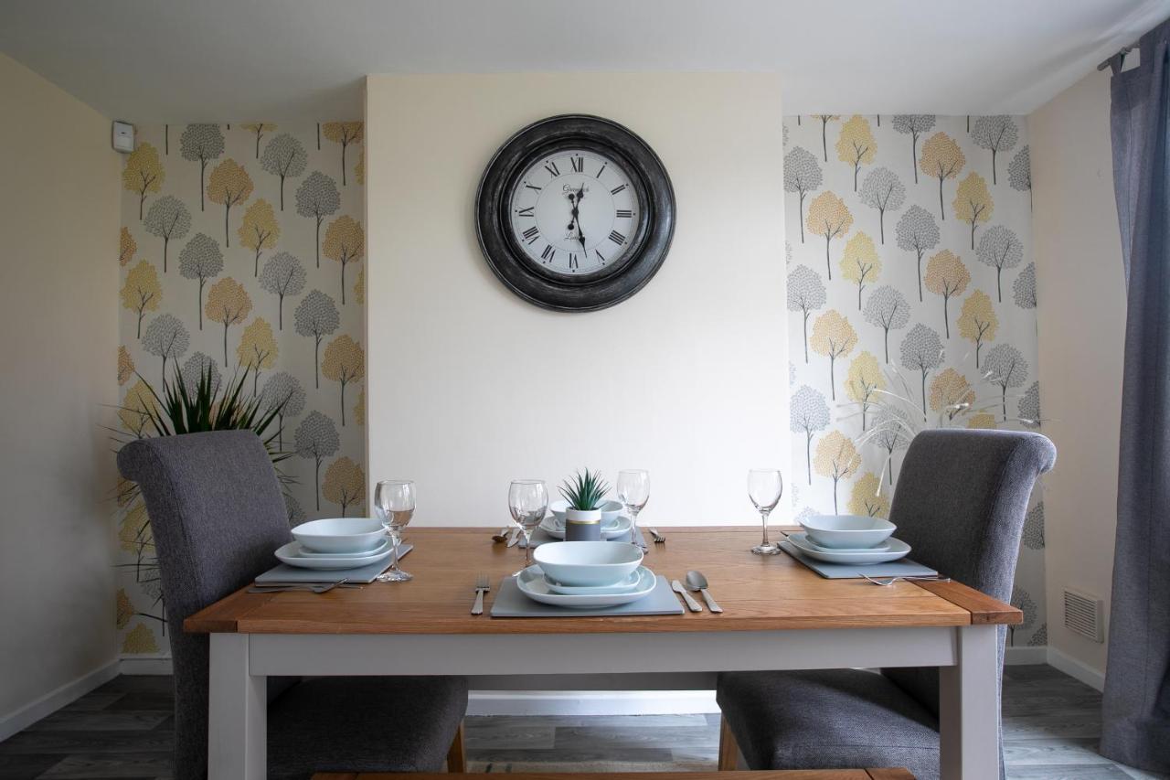 Ludlow Drive 3 Bed Contractor Family Town House In Melton Mowbray Exterior foto